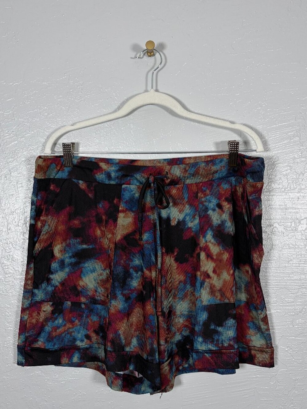 Lularoe Women XL Black Blue Orange Tie Dye Jessica Shorts Pockets Drawstring